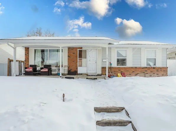 11611 145th Ave NW, Edmonton, AB T5X 1M1