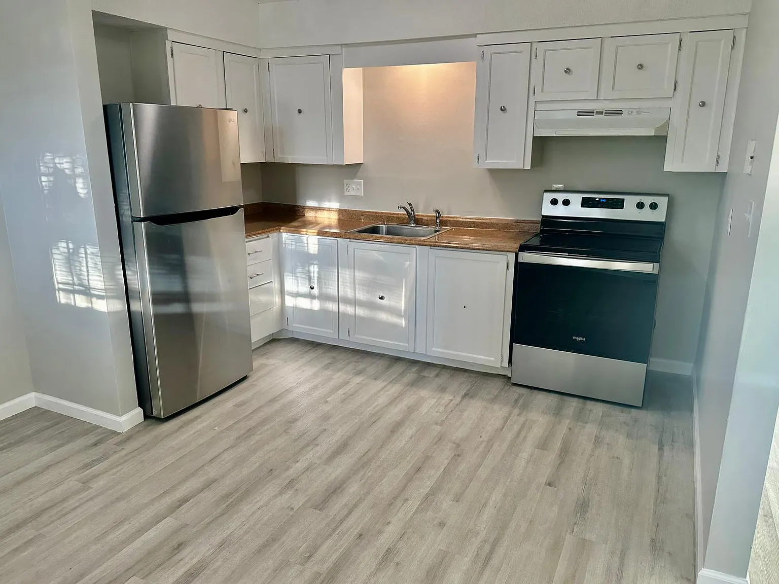 409 Woodland Ave — Photo 4