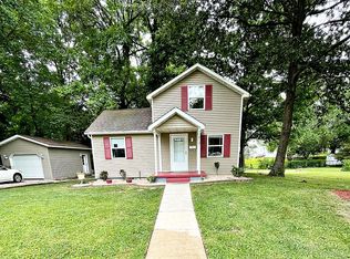 213 E Clay St, Troy, IL