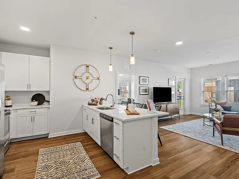 Miles - 2 Bed / 2 Bath - 1,098 Sq.Ft.