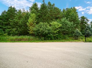 6783 W Creekside Dr, Long Grove, IL 60047
