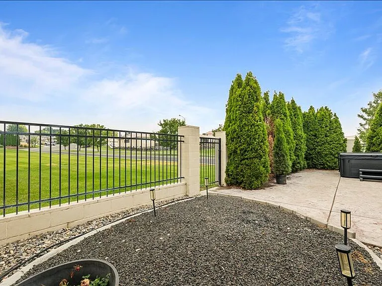 8731 W Skagit Ave — Photo 42