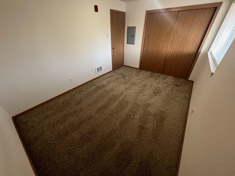 324 Avenue J #10 — Photo 20