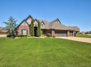 11283 S 210th East Ave, Broken Arrow, OK 74014