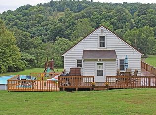 5563 Kings Creek Rd, Weirton, WV 26062