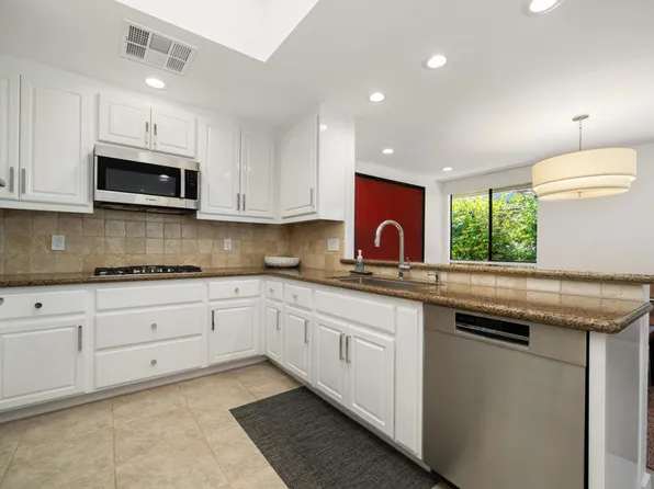 7 Dartmouth Dr, Rancho Mirage, CA 92270
