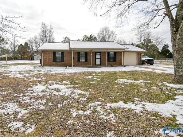 15276 Section Line Rd, Elkmont, AL 35620