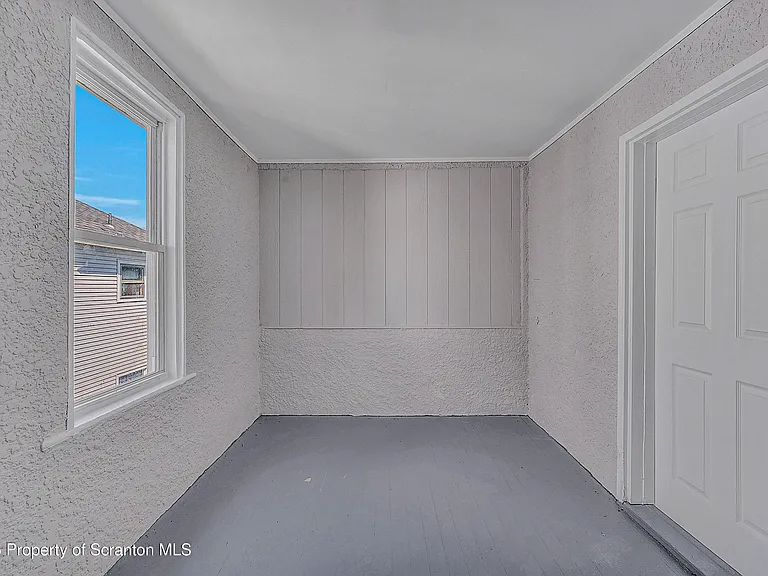 958 Ridge Ave #2 — Photo 16