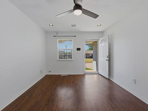 2nd image of 13908 N Everest Ave