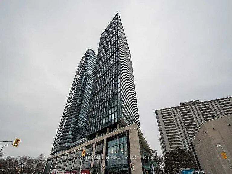 575 Bloor St E #2208 — Photo 40