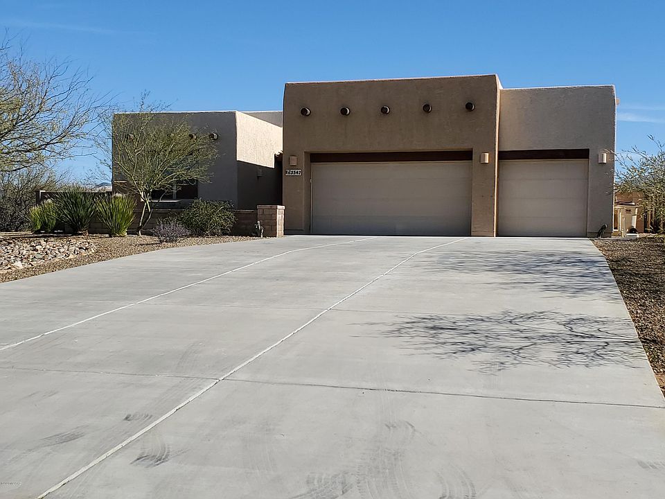1st image of 3542 E Beaverhead Dr
