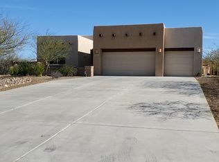 3542 E Beaverhead Dr, Sahuarita, AZ 85629