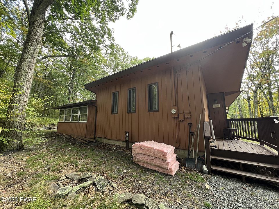2nd image of 103 Canterbrook Dr