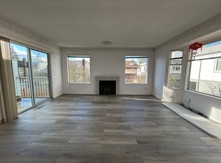 7040 Williams Rd #4, Richmond, BC V7A5B5