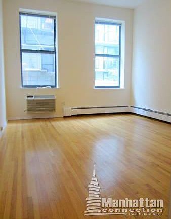 3rd image of 365 W 52nd St APT 1C