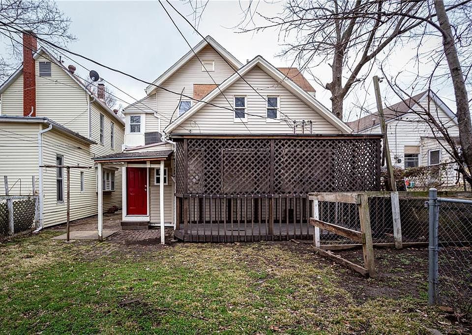 1st image of 916 Armstrong Ave #1STFLRREAR