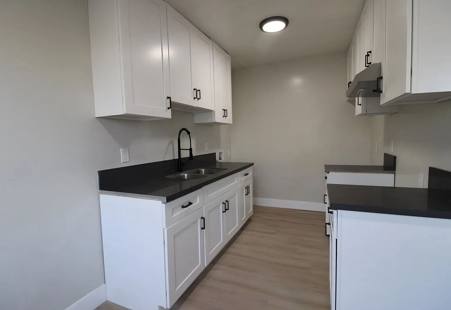 2 bed, 1.0 bath, 850 sqft, $2,750 — Photo 1