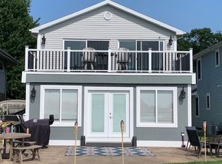 51229 Maplewood Dr, Elkhart, IN 46514