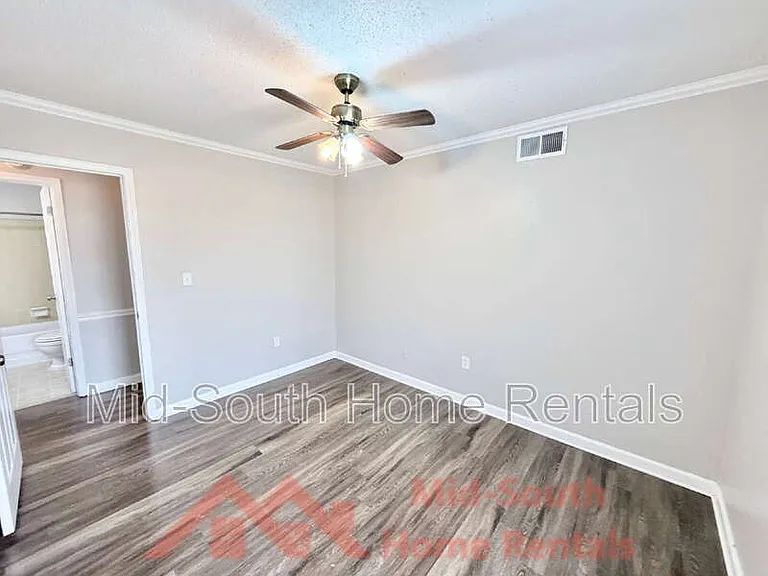 465 Shelton Rd — Photo 17