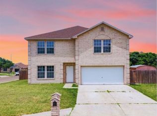 2112 Magnolia St, Mission, TX 78573