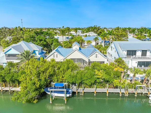 160 1st St E, Boca Grande, FL 33921