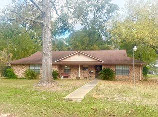 279 Holly Bay Cir, Hemphill, TX 75948