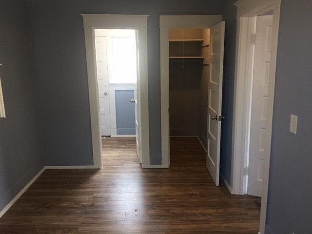 2nd image of 1234 1/2 Long Beach Blvd