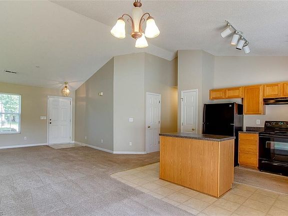 4th image of 4 Zelkova Ct