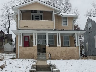 3933 Kenwood Ave, Kansas City, MO, 64110