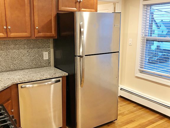 5th image of 230 Revere St #2