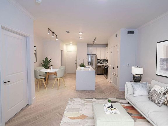 2nd image of 2801 N Fitzhugh Ave #1356
