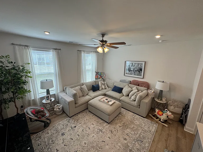 5009 Layman Dr — Photo 7