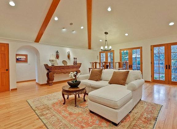 4th image of 4178 King Arthur Ct