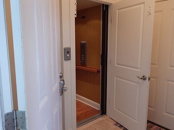 Dry Entrance to Elevator