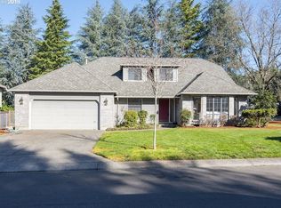 3827 Bass Ln, Lake Oswego, OR 97034