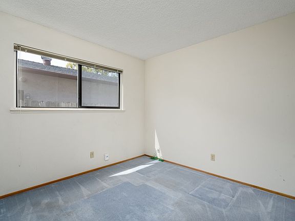 5th image of 8412 Purdue Ct