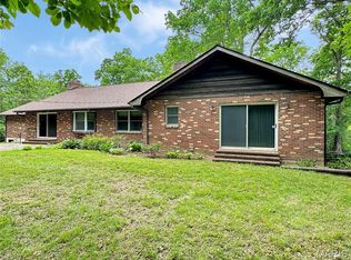 635 E Villa Ridge Rd, Villa Ridge, MO 63089