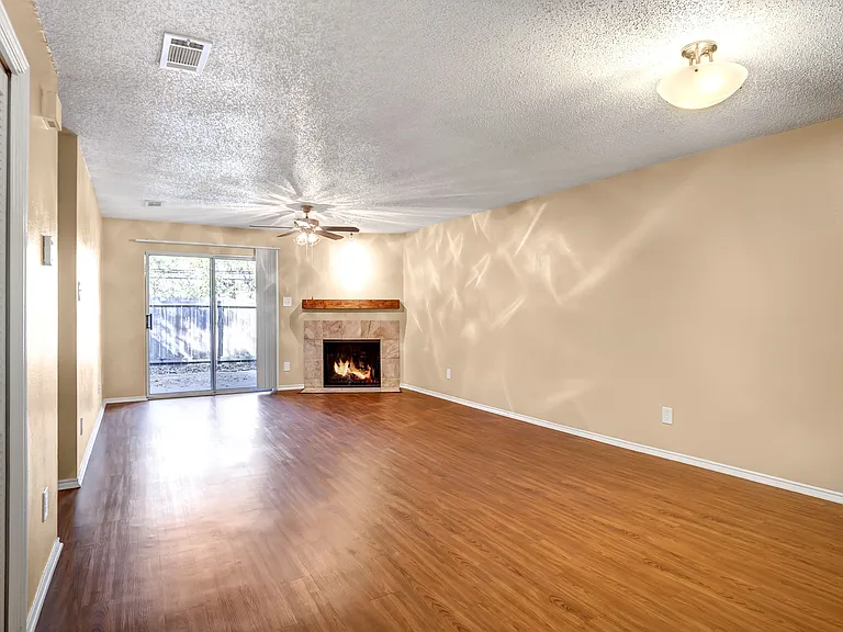 The Springs Garden Homes — Photo 12