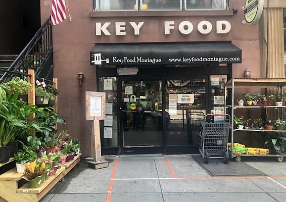 Rented by Nami New York Property LLC | media 17