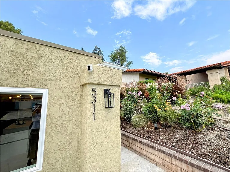 5311 Lockhurst Dr — Photo 1