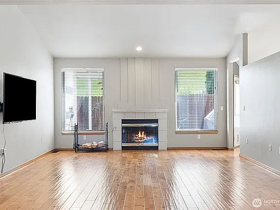 5th image of 1934 Fairway Dr
