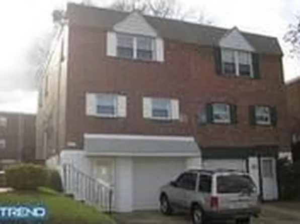 834 Kendrick St, Philadelphia, PA 19111