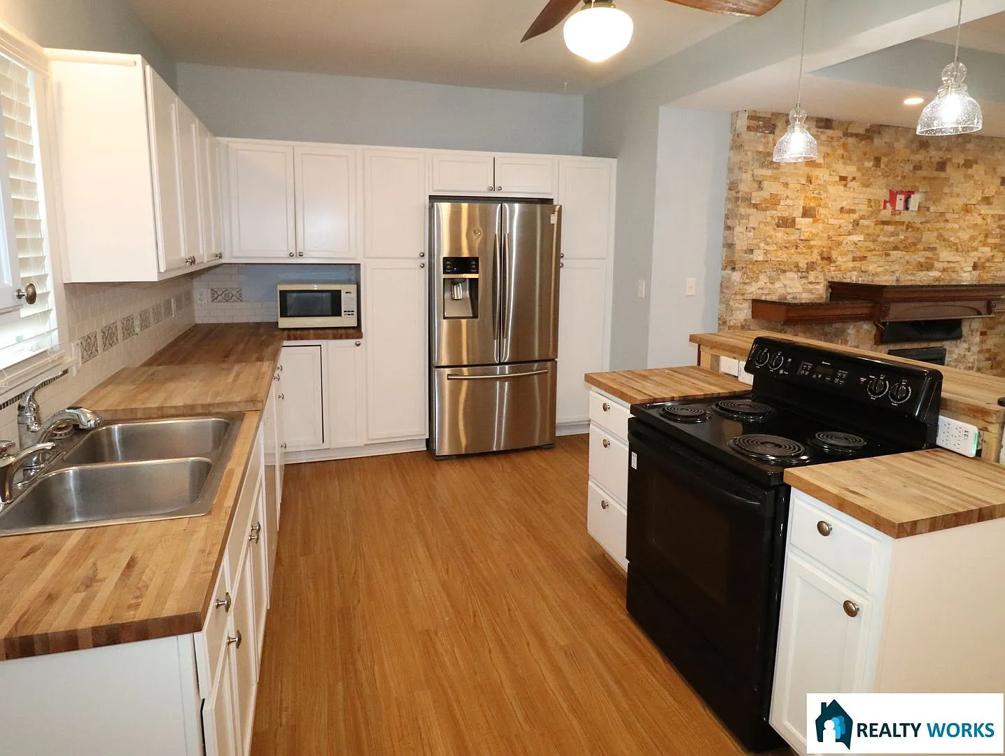 Adorable 2 (+1) Bed House! — Photo 3