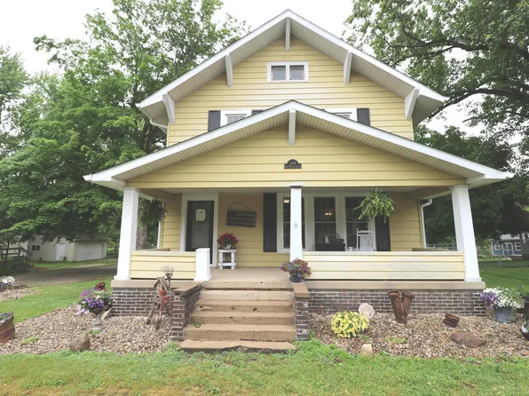 306 E Washington St, Waynetown, IN 47990