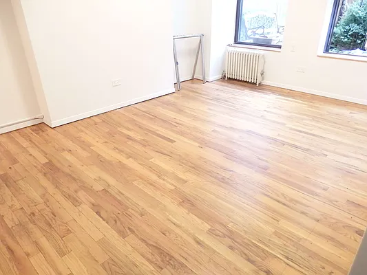 Rented by John O'Kelly Real Estate | media 18