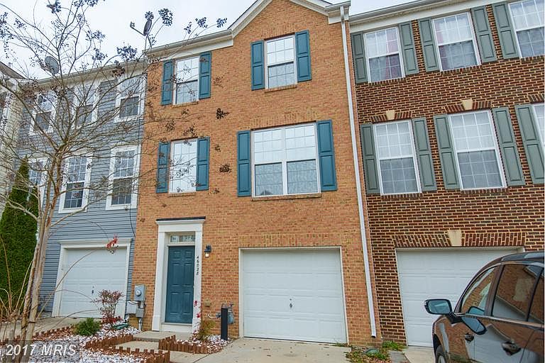 1st image of 46028 Gooseneck Dr