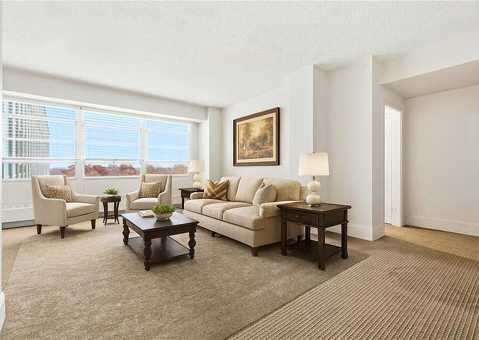 1st image of 333 W Meyer Blvd APT 1104