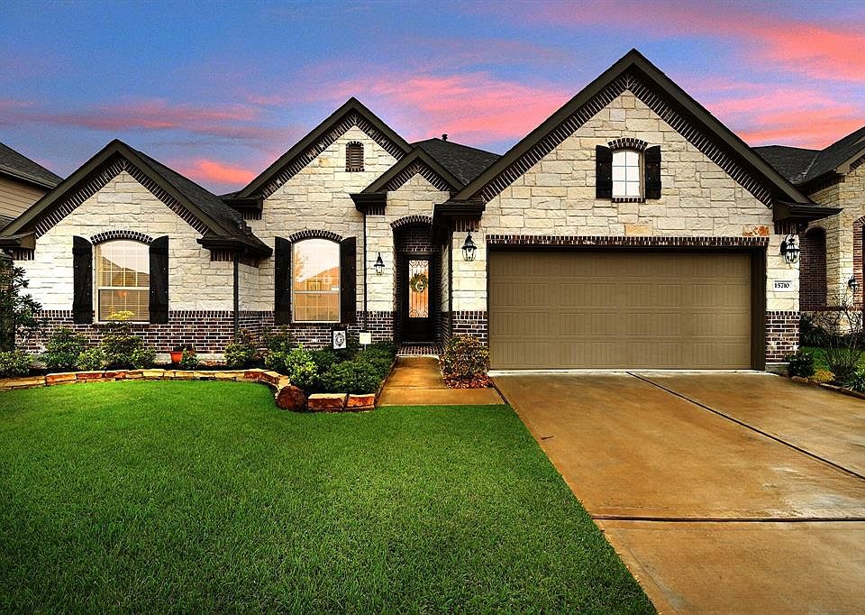 1st image of 15710 Jacobs Creek Dr