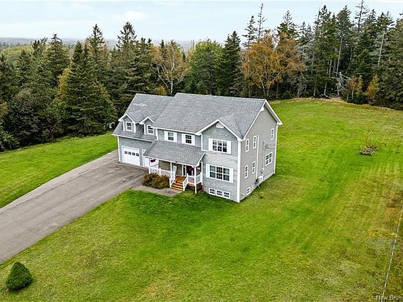 3rd image of 39 Ridgewood Dr