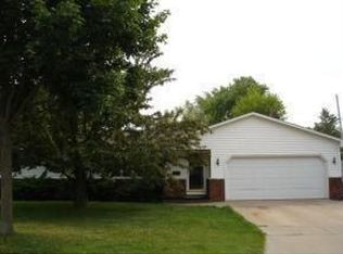 2205 W Charles St, Appleton, WI 54914